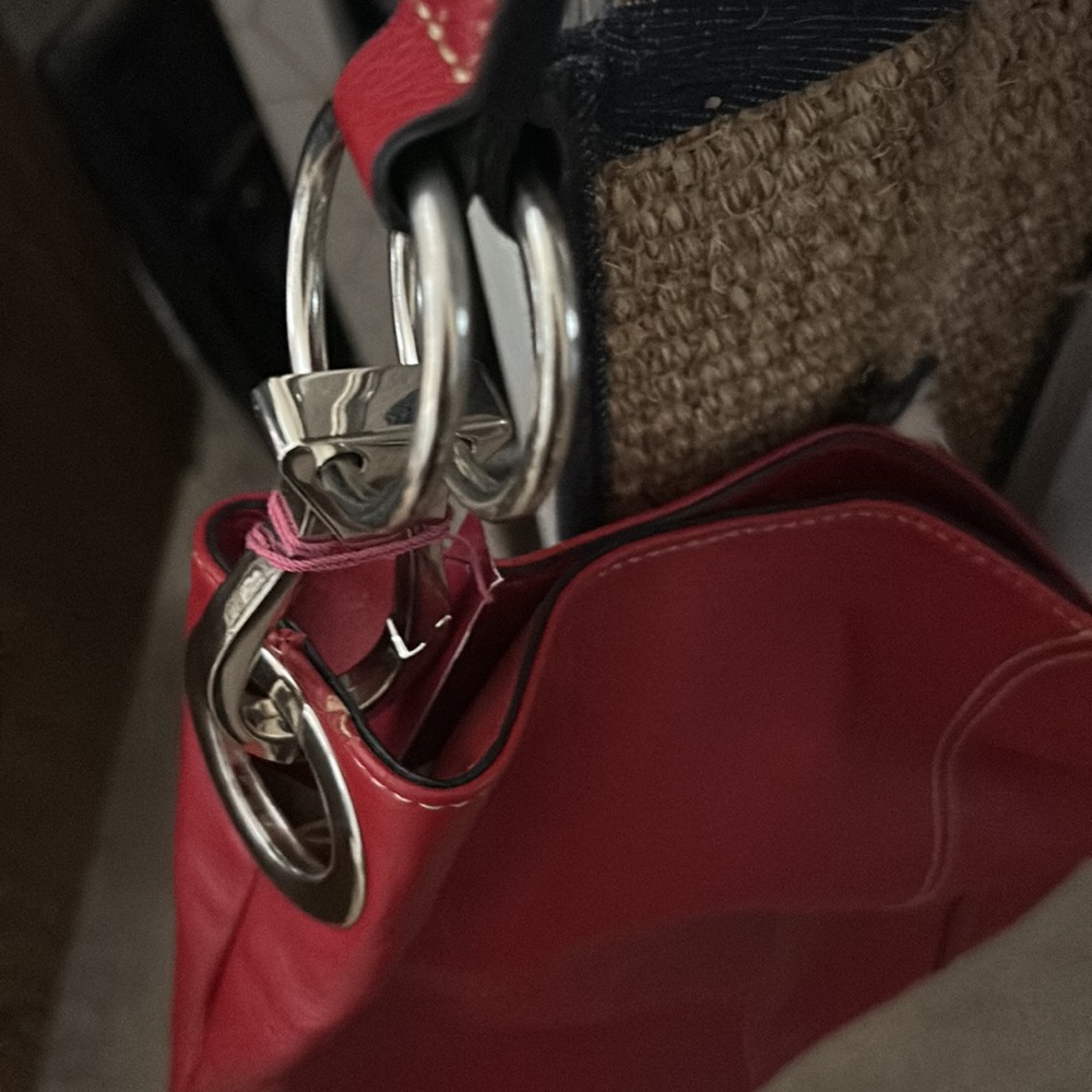 Red Purse - Picture 2 of 7